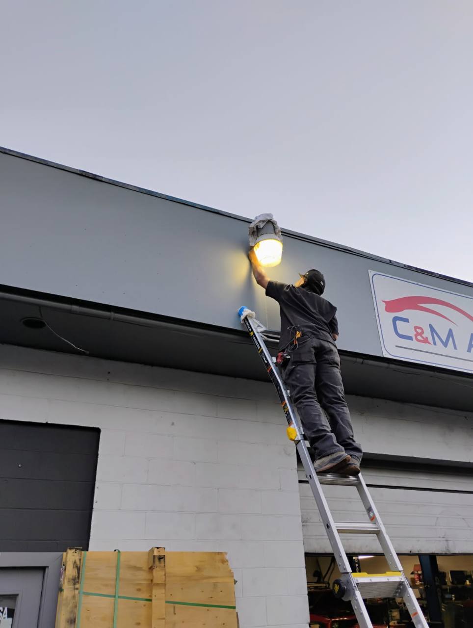 Exterior lighting installation
